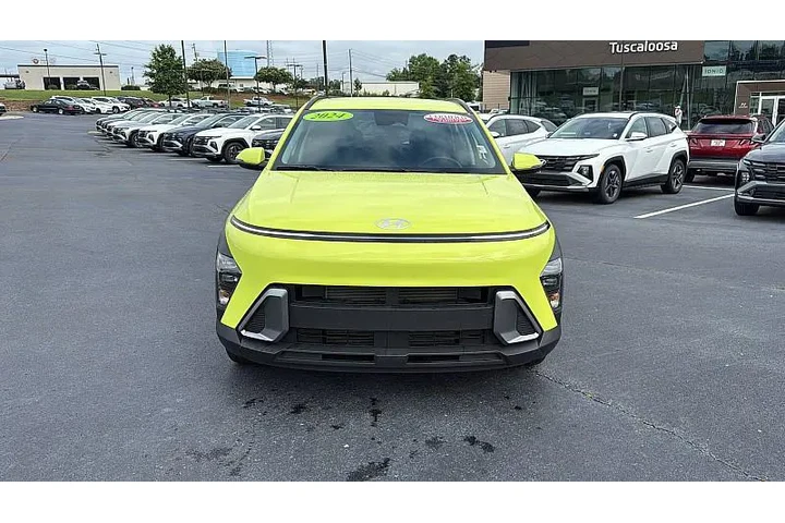 $24093 : Hyundai KONA 2024 SEL 4dr Cr image 2