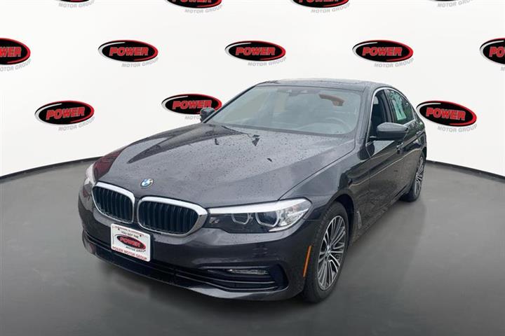 $21595 : Used 2018 5 Series 530i xDriv image 1