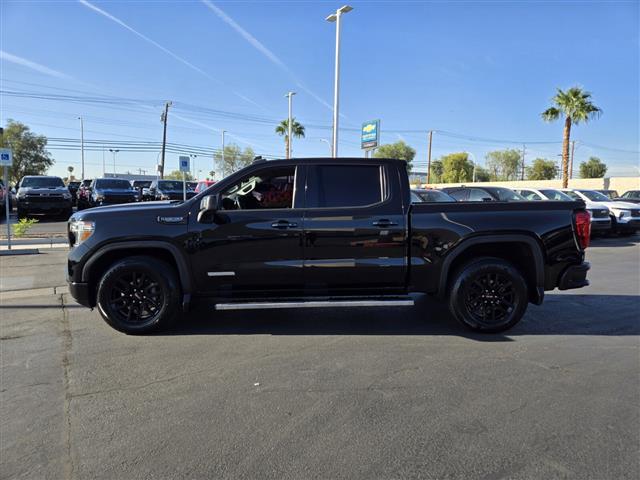 $39875 : Pre-Owned 2020 Sierra 1500 El image 3