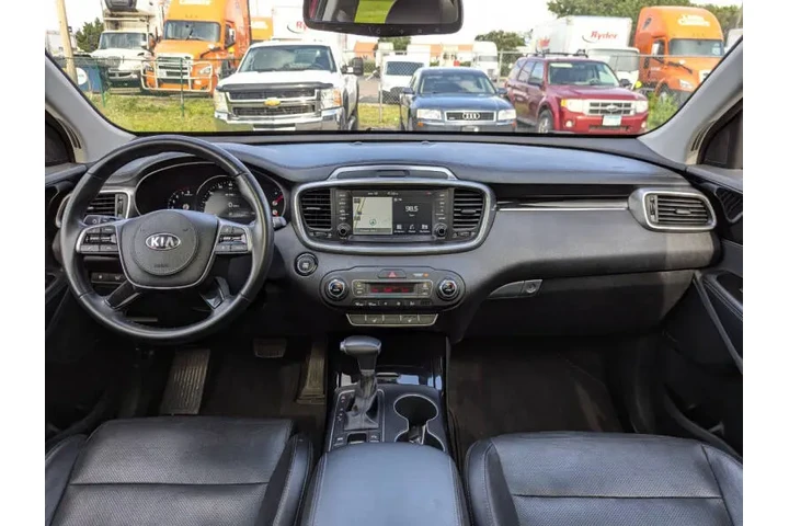 $18975 : 2020 Sorento SX V6 image 3