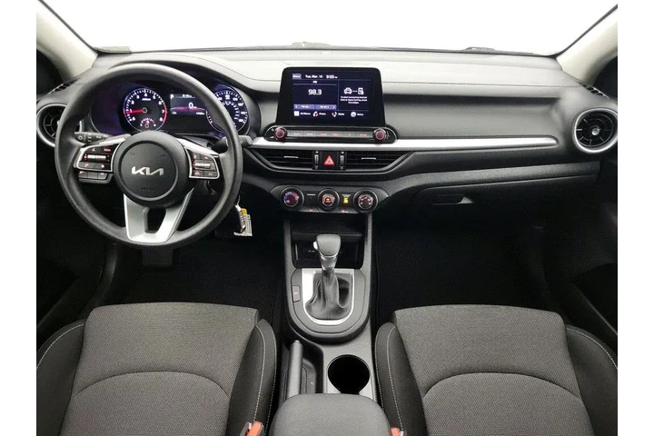$19998 : Kia Forte 2024 LXS 4dr Sedan image 9