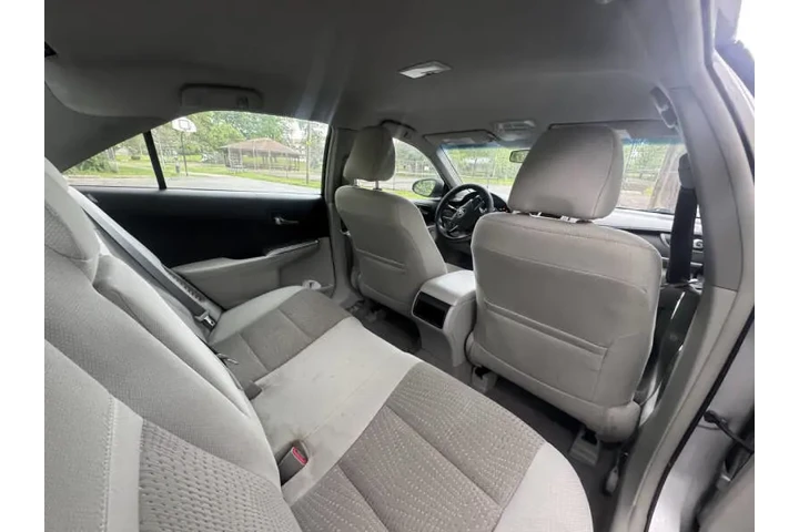 $7999 : 2014 Camry Hybrid LE image 10