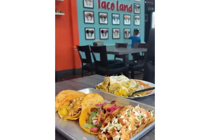 Se Solicita Taquero image 1