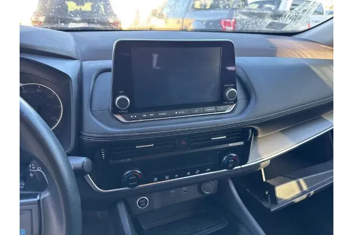 $21287 : Nissan Rogue 2021 SV 4dr Cro image 10