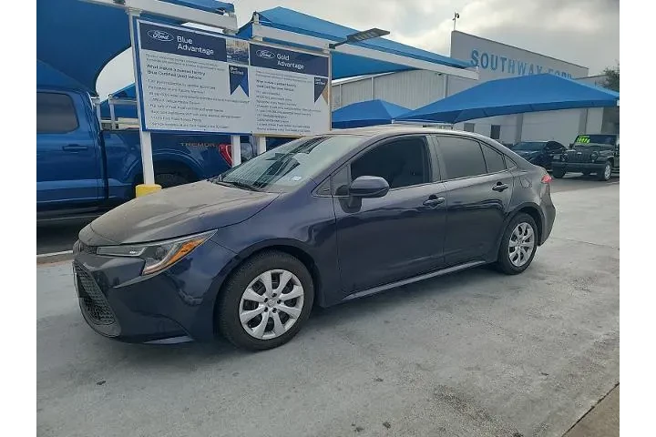 $16998 : Toyota Corolla 2022 LE 4dr S image 1