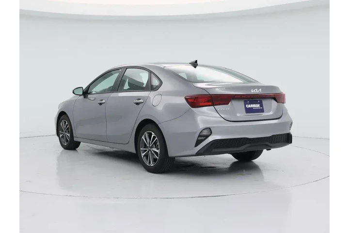 $18998 : Kia Forte 2024 LXS 4dr Sedan image 2