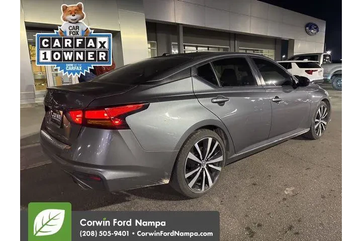 $17989 : Nissan Altima 2020 2.5 SR 4d image 9