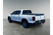 $35197 : Honda Ridgeline 2023 AWD RTL thumbnail