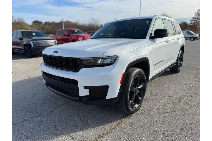 $29929 : Jeep Grand Cherokee L 2021 4 image 1