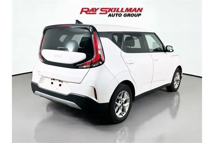 $18975 : Kia Soul 2023 LX 4dr Crossov image 7