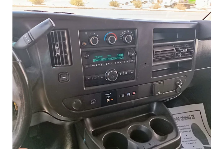 $18995 : 2018 CHEVROLET EXPRESS 2500 C image 6