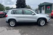 $12990 : 2018 Tiguan Limited thumbnail