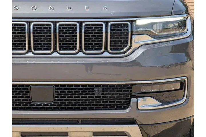 $36711 : Jeep Wagoneer L 2024 4x2 Ser image 9