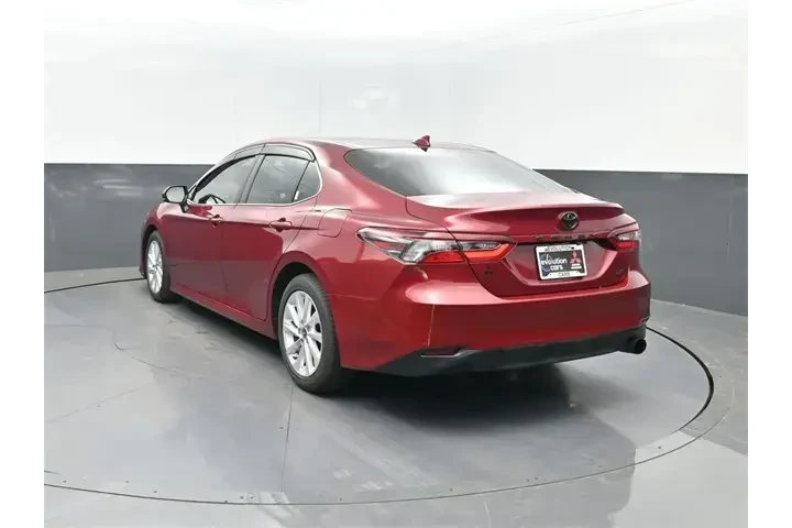 $17851 : Toyota Camry 2022 LE 4dr Sed image 3