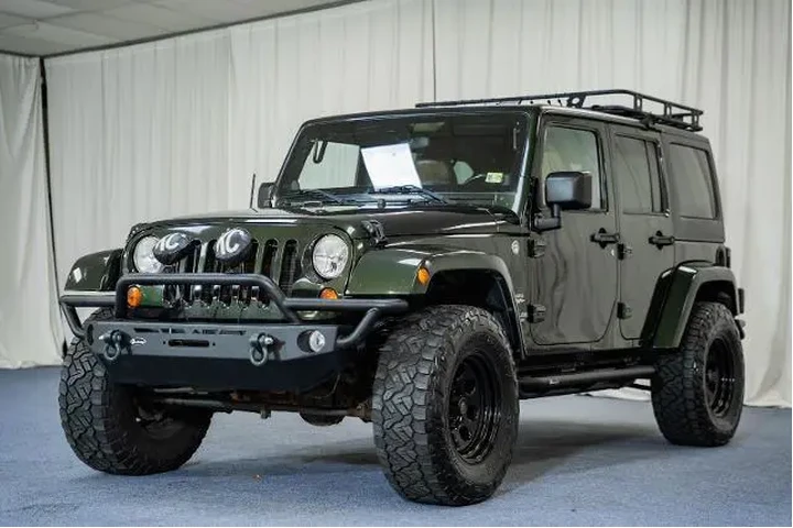 $15000 : Jeep Wrangler Unlimited 2011 image 3