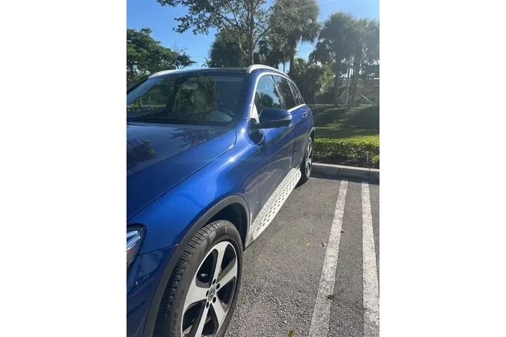 $24990 : Mercedes-Benz GLC 2020 GLC 3 image 2