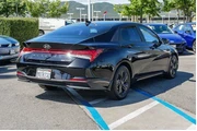 $21000 : Hyundai ELANTRA Hybrid 2023 thumbnail