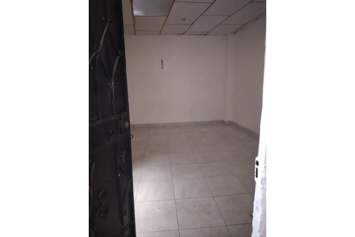 $120 : ALQUILO DEPARTAMENTO ASTILLERO image 6