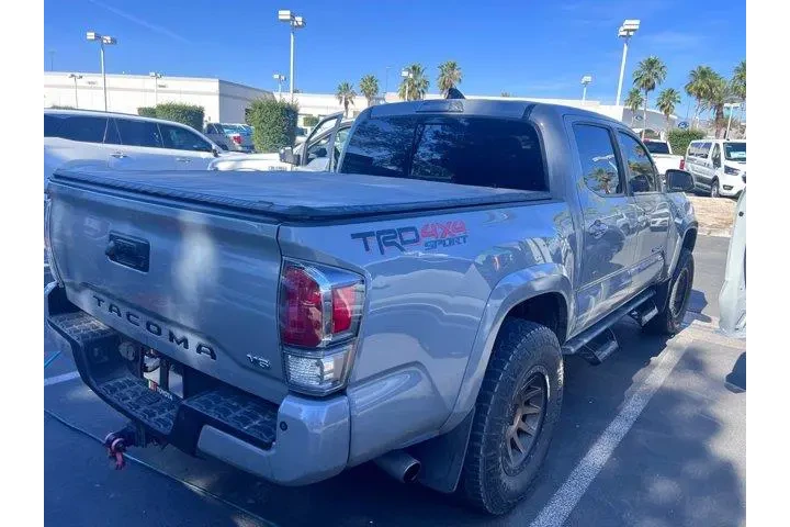$31573 : Toyota Tacoma 2020 4x4 TRD P image 8