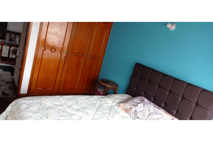 $700000 : ARRIENDO HABITACIÓN NORMANDIA image 3