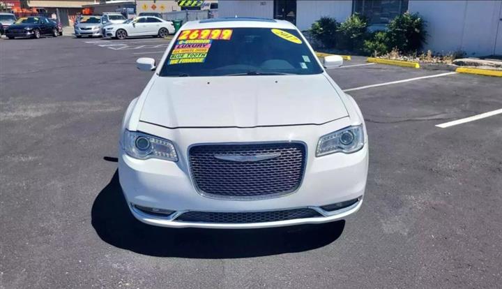 $22499 : 2017 CHRYSLER 300 image 3