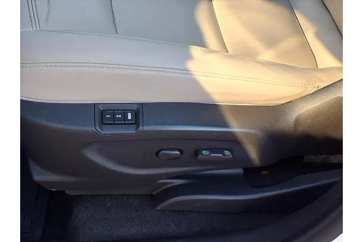 $9988 : Buick Encore 2017 AWD Premiu image 4