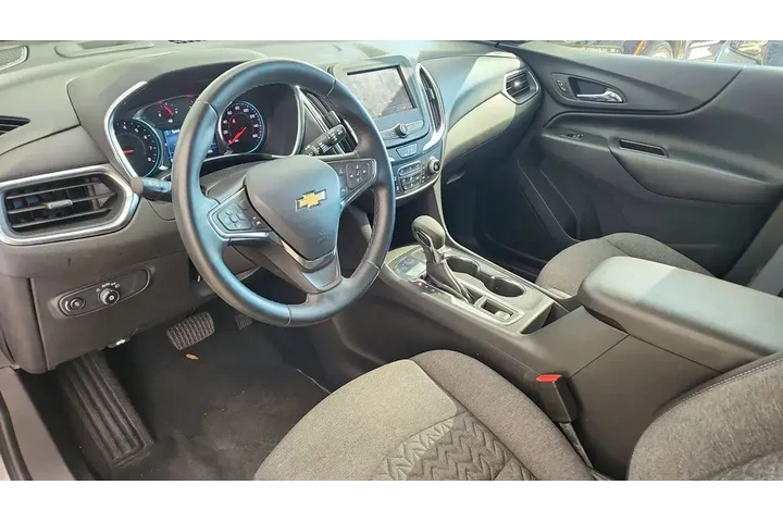 $20792 : Chevrolet Equinox 2024 LT 4d image 9