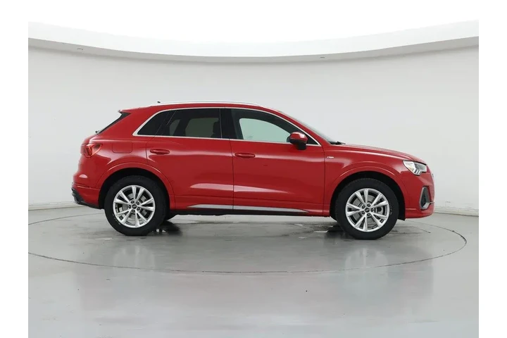 $26998 : Audi Q3 2022 AWD quattro S l image 7