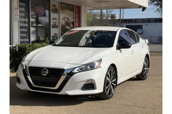 $21999 : 2022 Altima 2.5 SR image 6