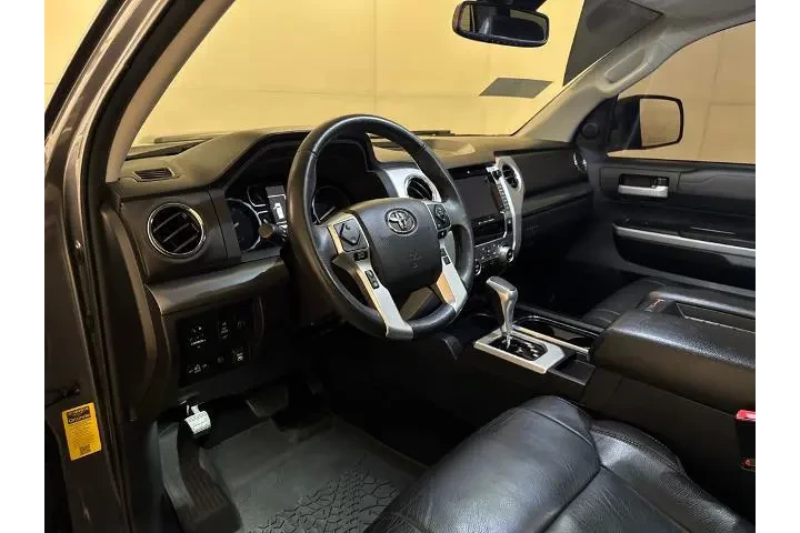 $37900 : Toyota Tundra 2021 4x4 SR5 4 image 5
