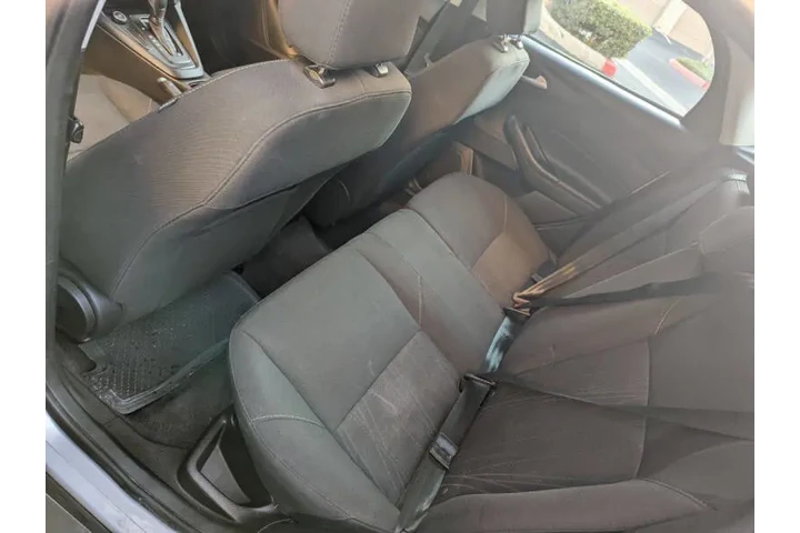$8490 : 2016 Focus SE image 8