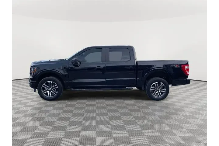 $33030 : Ford F-150 2023 4x4 XL 4dr S image 4