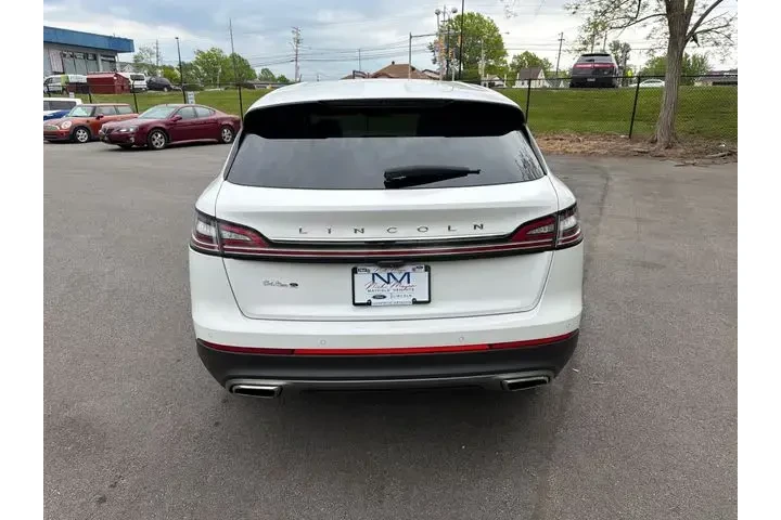$24870 : Lincoln Nautilus 2022 AWD St image 6