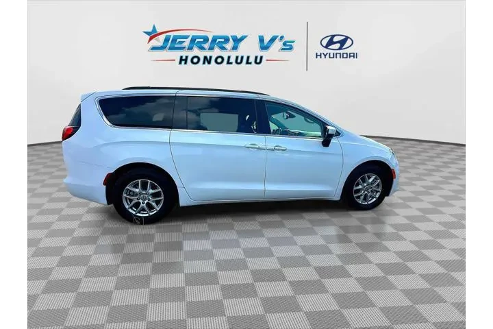 $23995 : Chrysler Voyager 2021 LXi 4d image 9