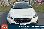 $25498 : PRE-OWNED 2021 SUBARU CROSSTR thumbnail