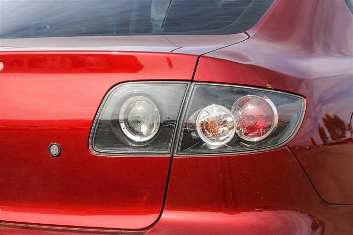 $6990 : Pre-Owned 2009 Mazda3 i Touri image 8