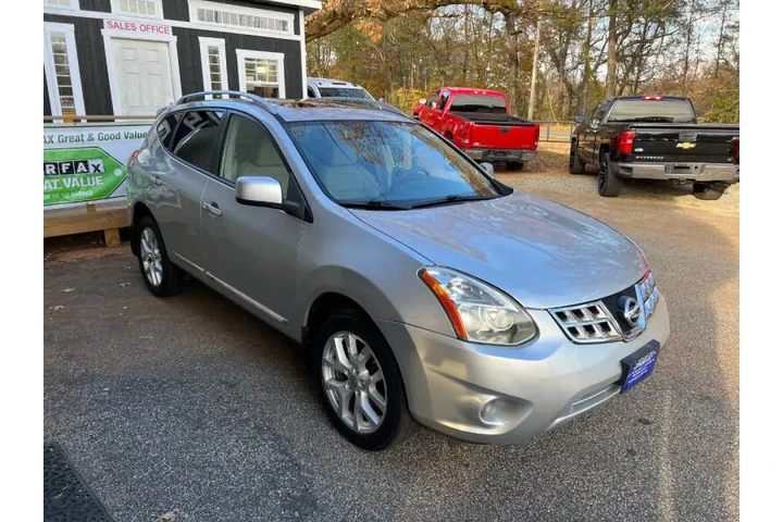 $7999 : 2013 Rogue SV w/SL Package image 4