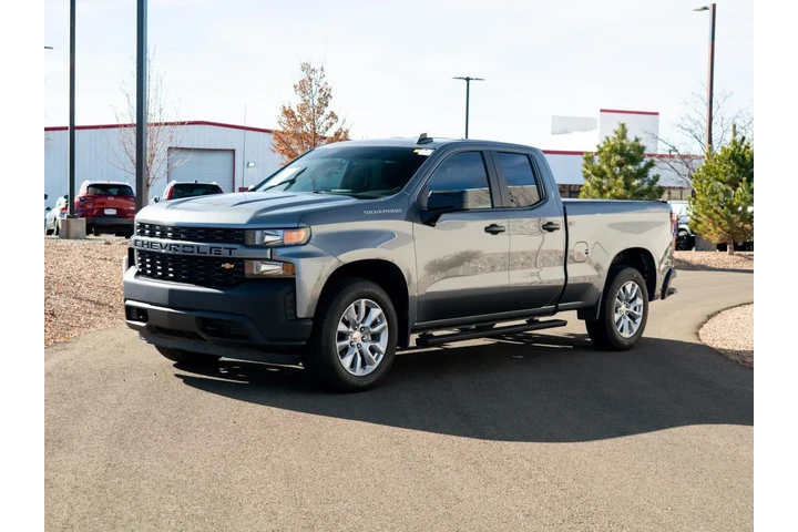 $30478 : 2021 Silverado 1500 Custom image 9