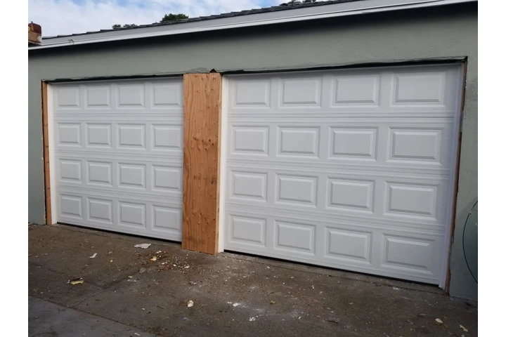 Single rollup garage door image 6