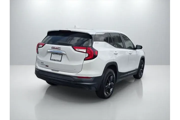 $23999 : GMC Terrain 2022 SLE 4dr SUV image 5