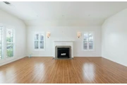 $2400 : 3 Bed 2 Bath House in Gardena thumbnail