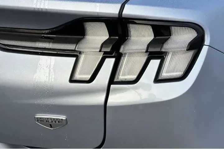 $29998 : Ford Mustang Mach-E 2022 Cal image 9