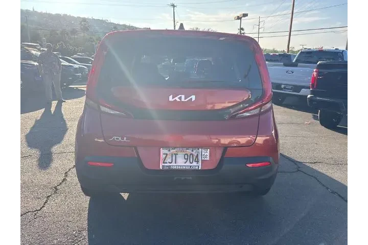 $14995 : Kia Soul 2022 LX 4dr Crossov image 5