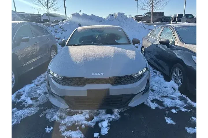 $25000 : Kia K5 2023 GT-Line 4dr Seda image 2