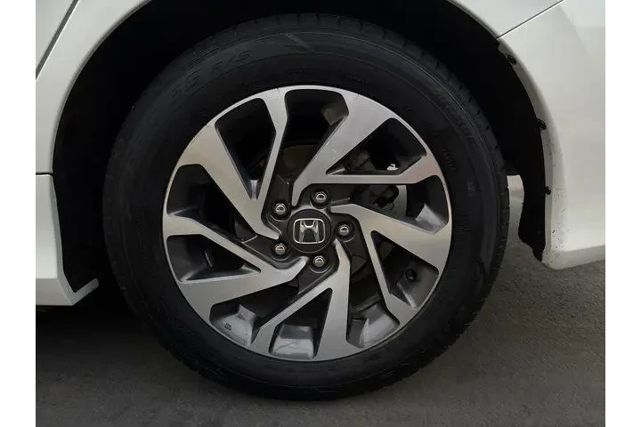$16995 : Honda Civic 2016 EX 4dr Seda image 6