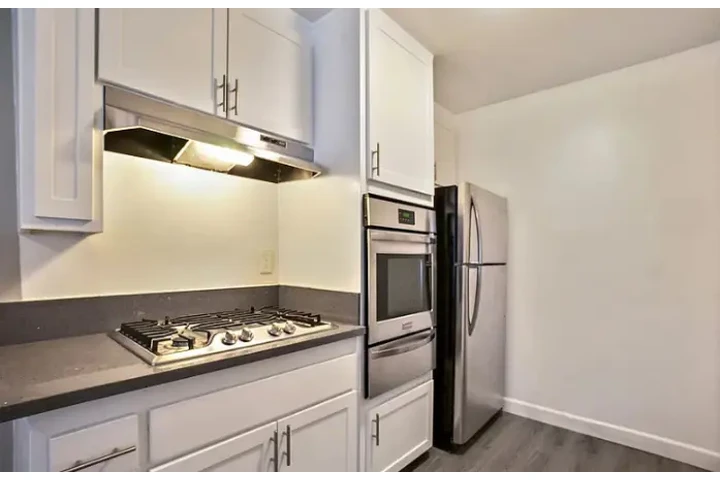 $1400 : Apartamento en alquiler image 4