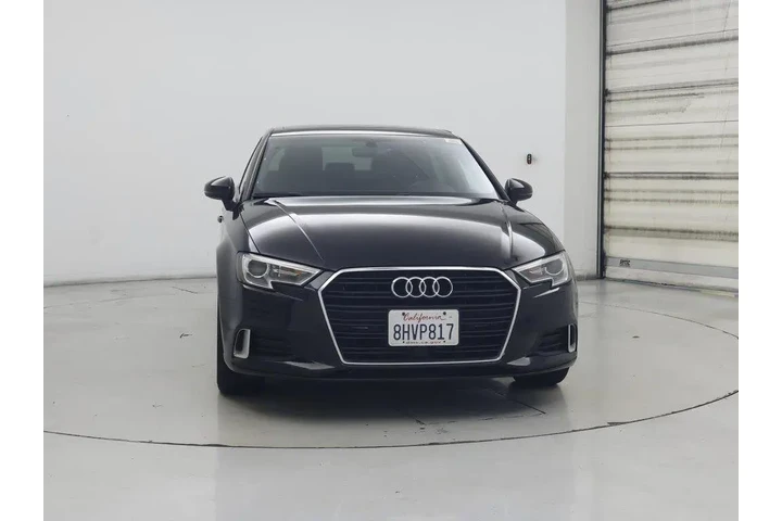 $17998 : Audi A3 2019 Titanium 40 TFS image 5