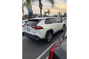 $28800 : Toyota RAV4 2022 XLE Premium thumbnail