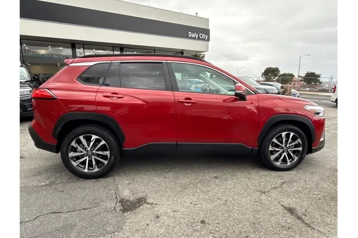 $26388 : Toyota Corolla Cross 2024 XL image 9