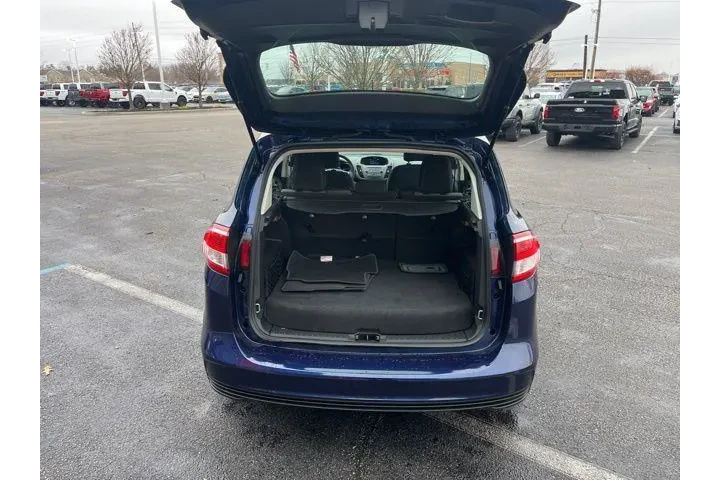 $16995 : Ford C-MAX Hybrid 2017 SE 4d image 8